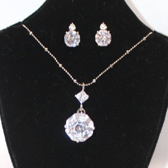 Large CZ and Silver Necklace and Earring Set - Picture 1 of 15